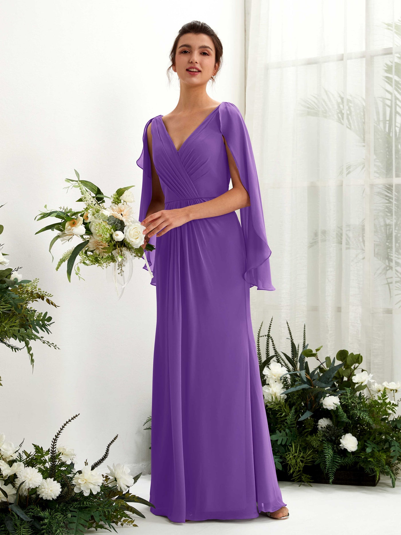 Carlyna Tubo Escote en V Capa Gasa Vestido de dama de honor Regencia #color_regencia