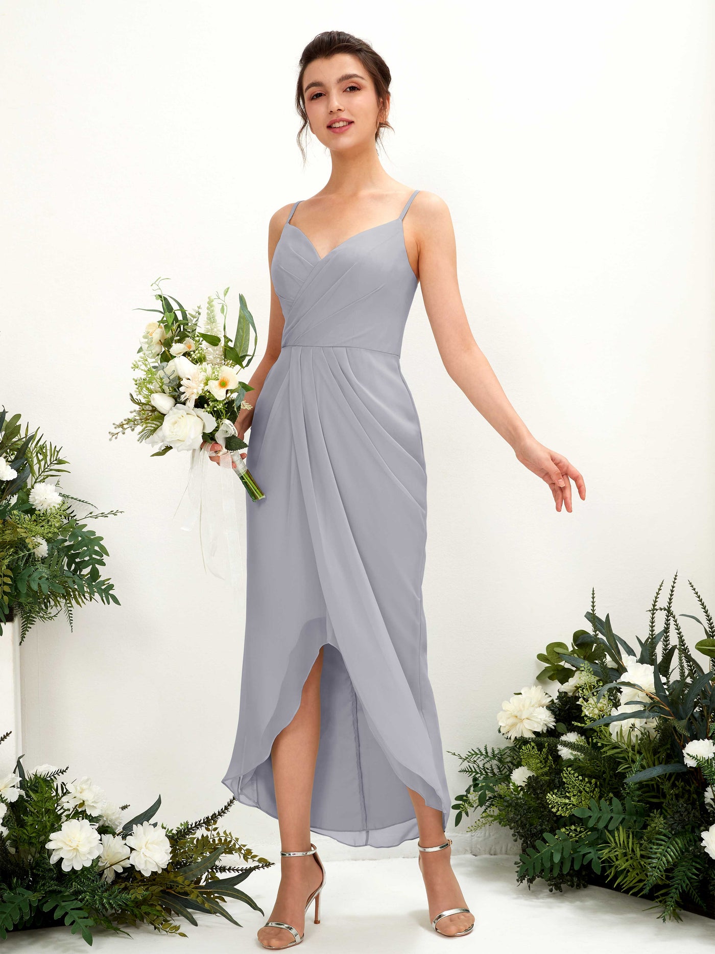 Carlyna Tubo Hasta la tibia Escote en V fruncido vestido de dama de honor Lavanda Viejo #color_lavanda-viejo