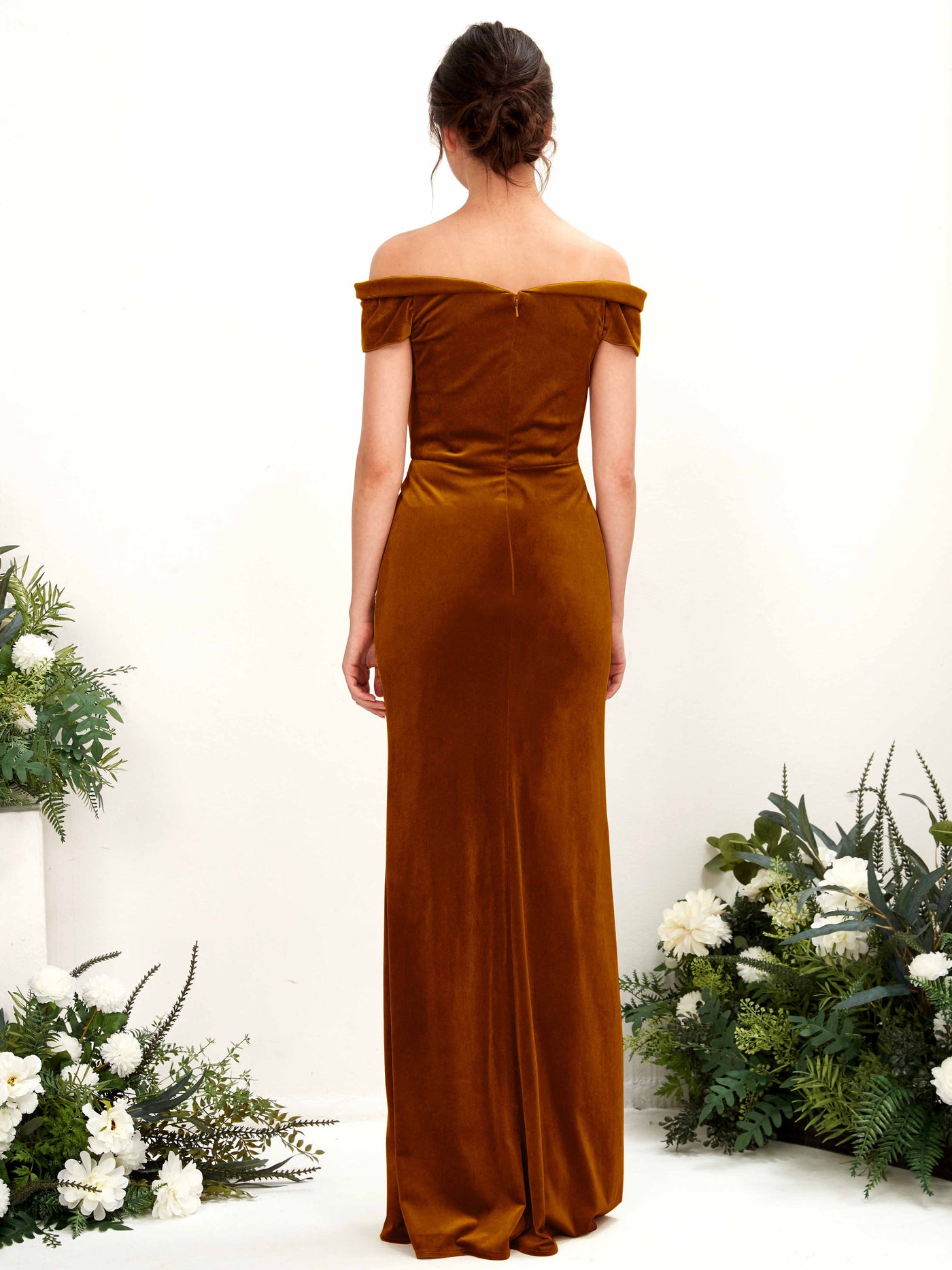 Carlyna Tubo Hombros caídos Hasta el suelo Vestido de dama de honor Naranja Burant #color_naranja-burant