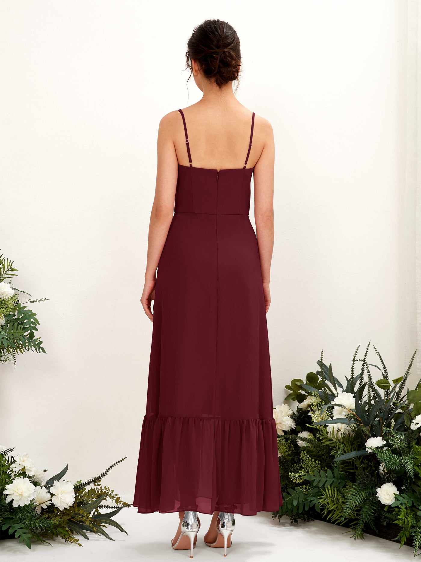 Carlyna Vestido de dama de honor Corte imperial Tirantes finos Hasta el suelo Borgoña #color_borgo-a