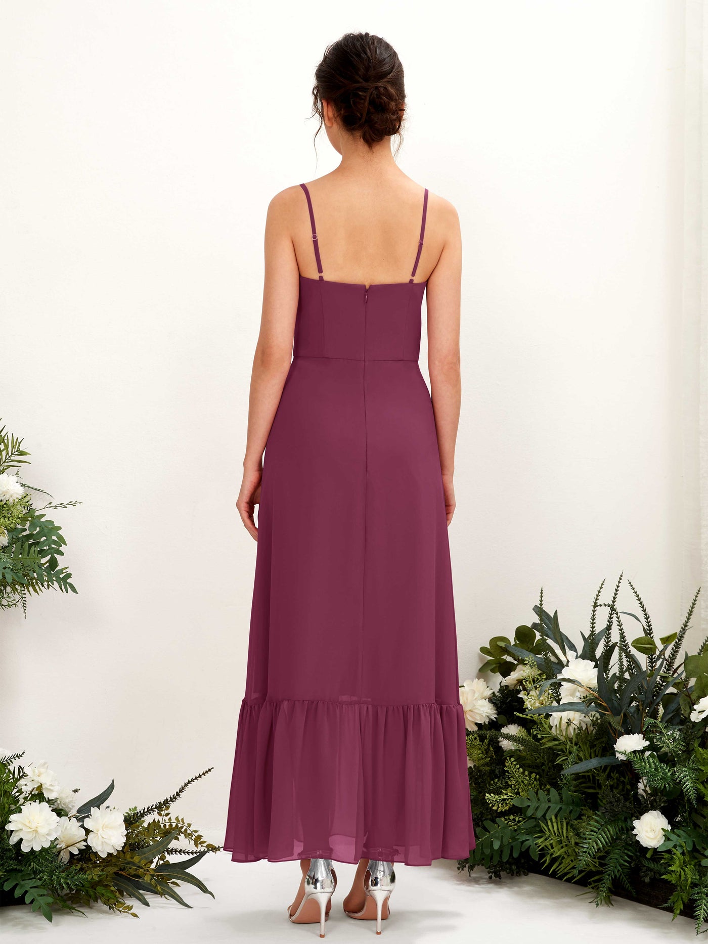 Carlyna Vestido de dama de honor Corte imperial Tirantes finos Hasta el suelo Chianti #color_chianti