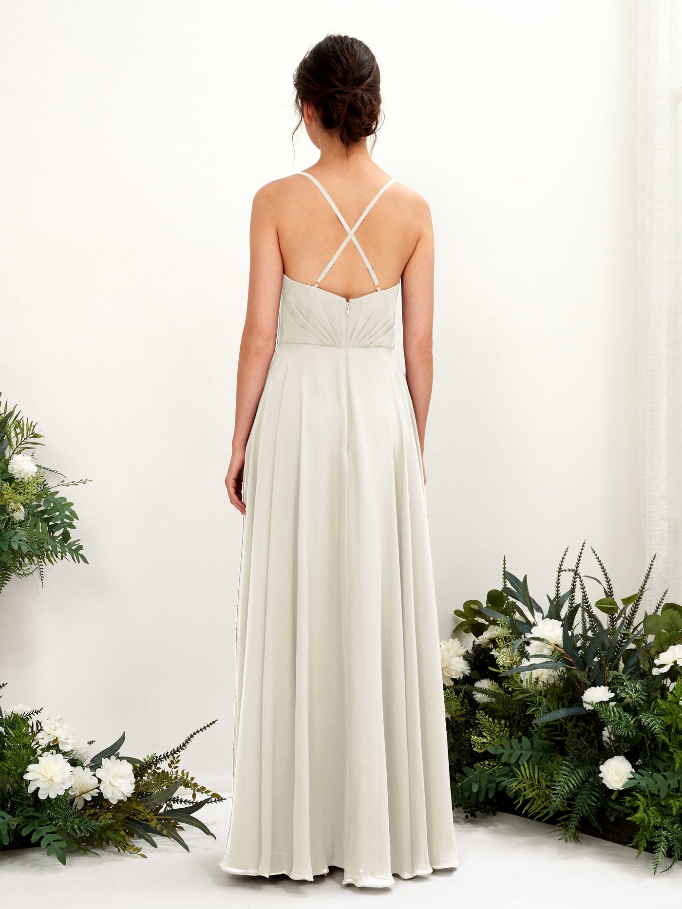Carlyna Vestido de línea A escote en V con tirantes finos hasta el suelo vestido de dama de honor Marfil #color_marfil