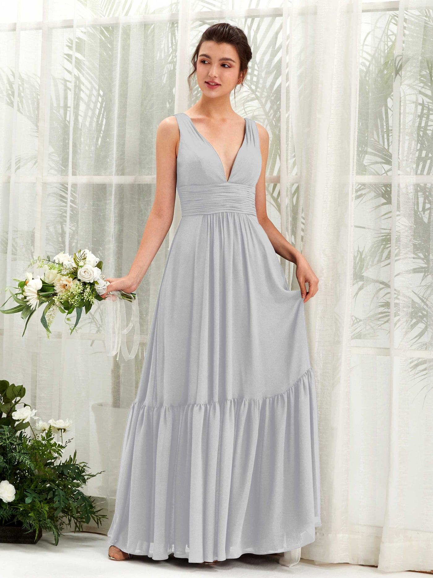 Carlyna Vestido de línea A escote en V hasta el suelo dama de honor Plata #color_plata