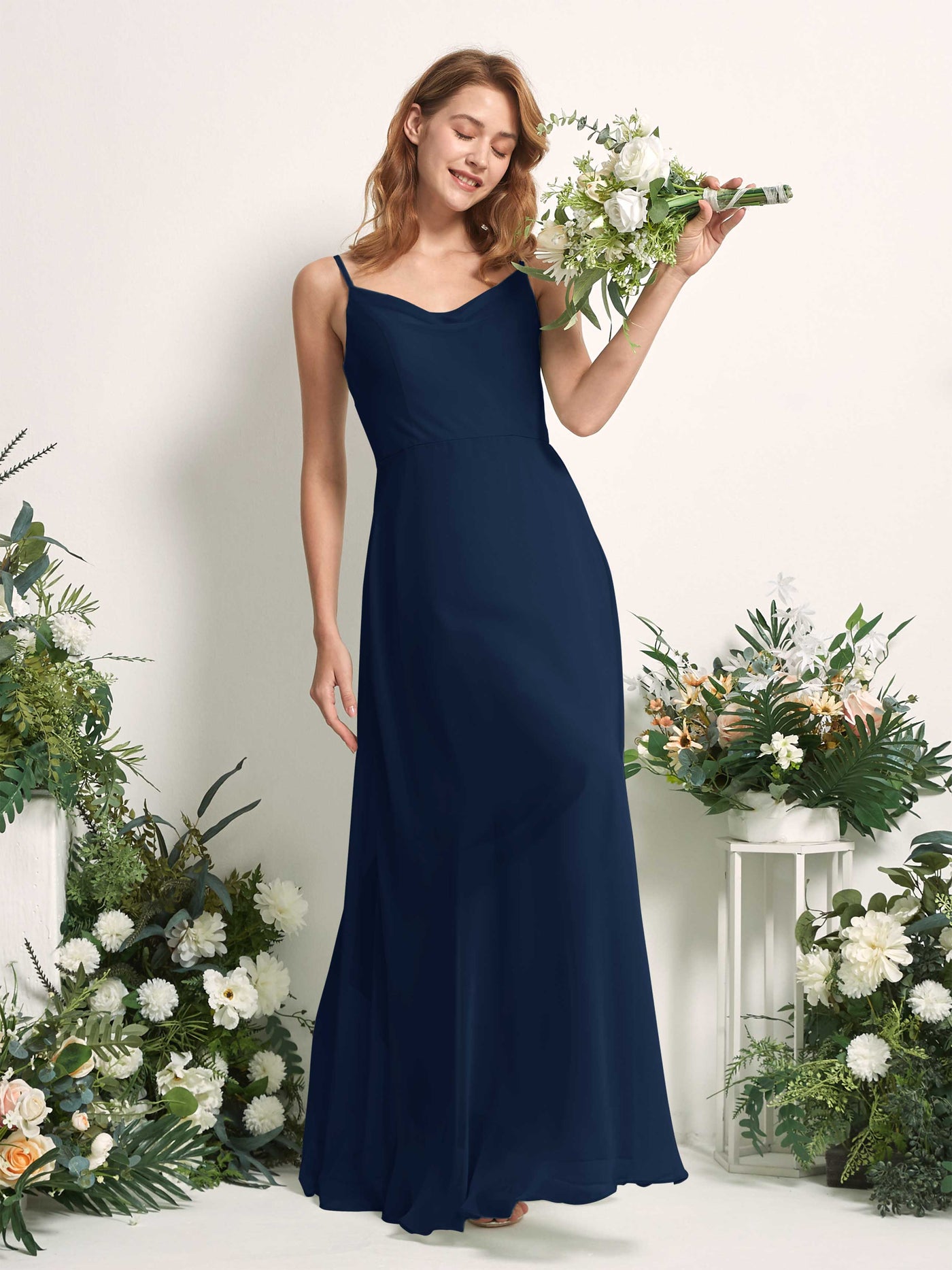 Carlyna Vestido de línea A escote en V hasta el suelo gasa dama de honor Azul Marino #color_azul-marino