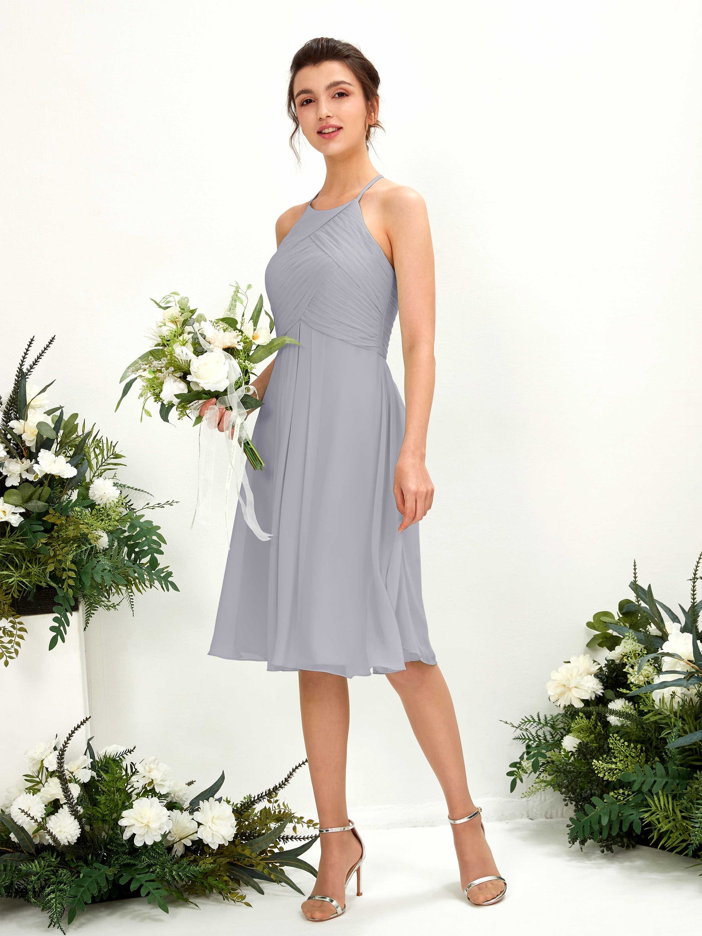 Carlyna Vestido línea A con cuello redondo gasa hasta la rodilla vestido de dama de honor Lavanda Viejo #color_lavanda-viejo