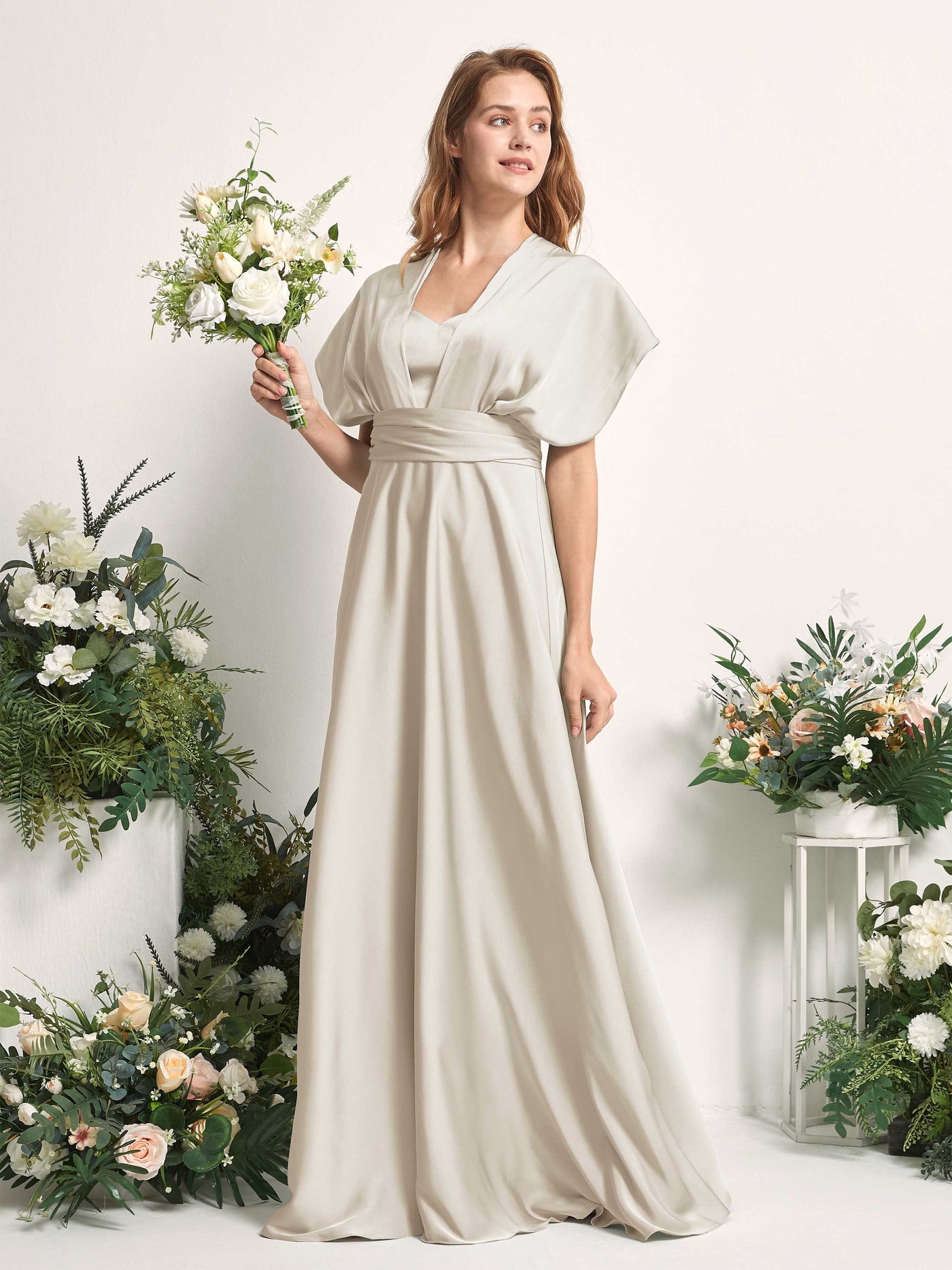 Carlyna Vestido línea A cuello de corazón hasta el suelo dama de honor Champán #color_champ-n