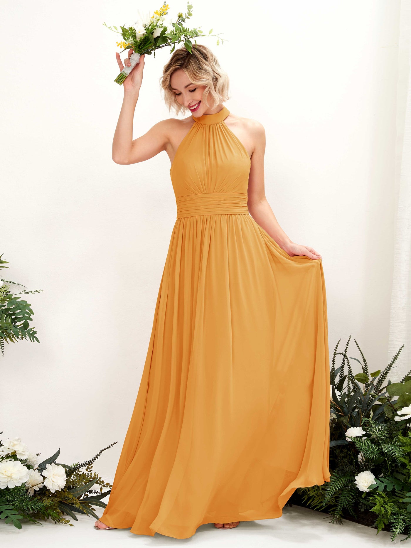 Carlyna Vestido Línea A Cuello Redondo Hasta el Suelo Dama de Honor Mango #color_mango