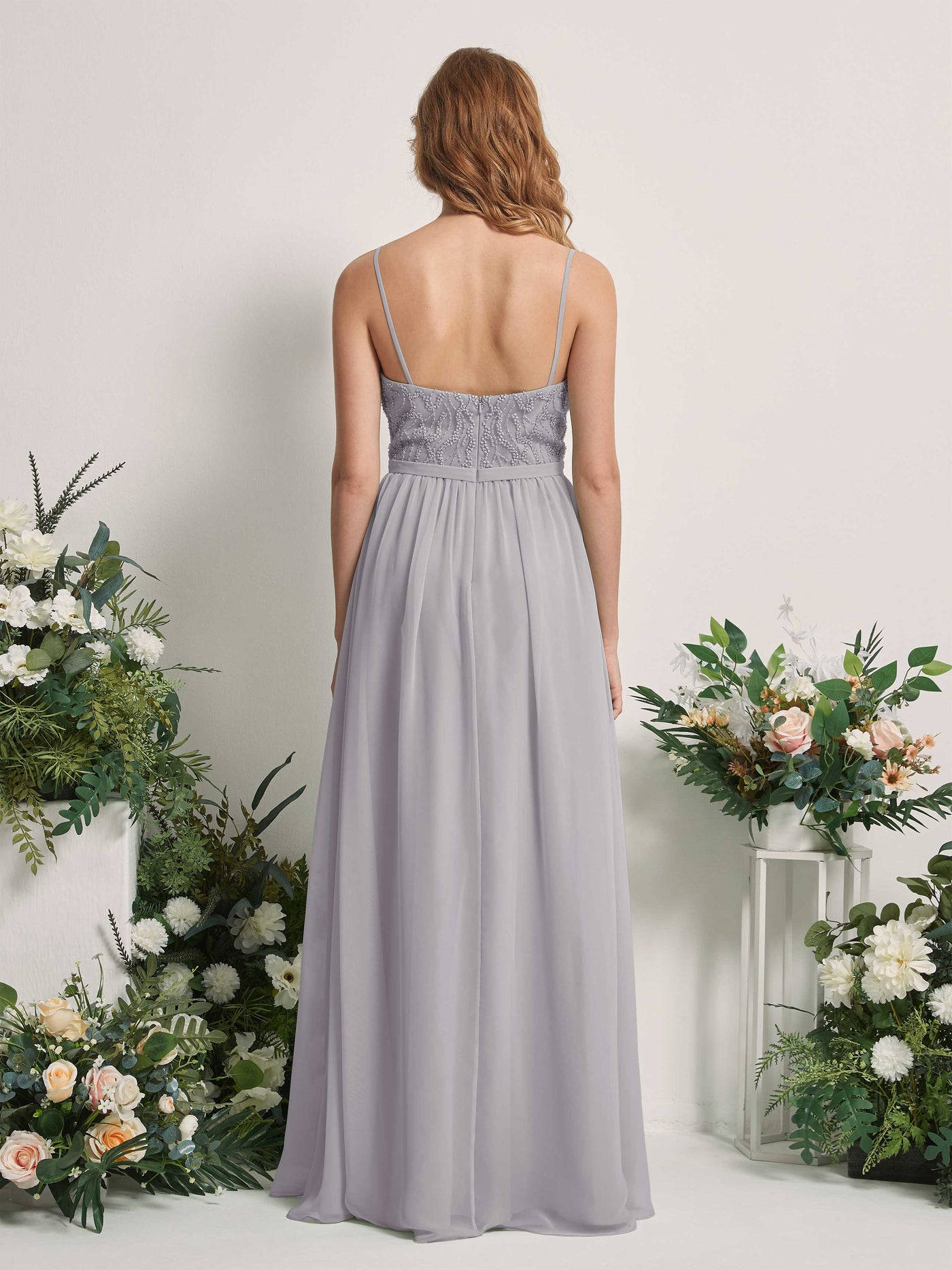 Carlyna Vestido Línea A Escote en V Hasta el suelo Fruncido Dama de honor Gris Paloma #color_gris-paloma