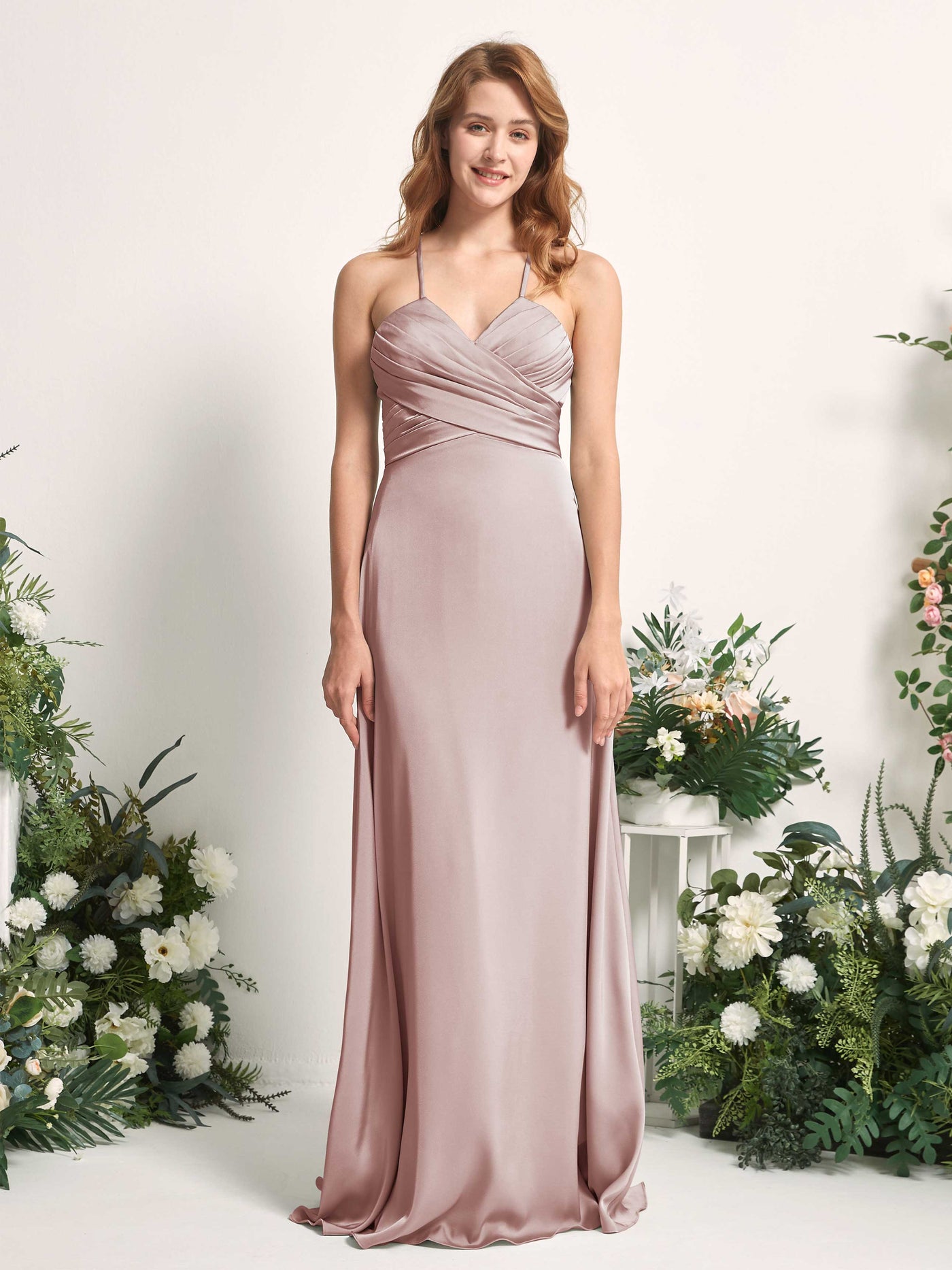 Carlyna Vestido línea A escote en V satén dama de honor Rosa Polvorienta #color_rosa-polvorienta