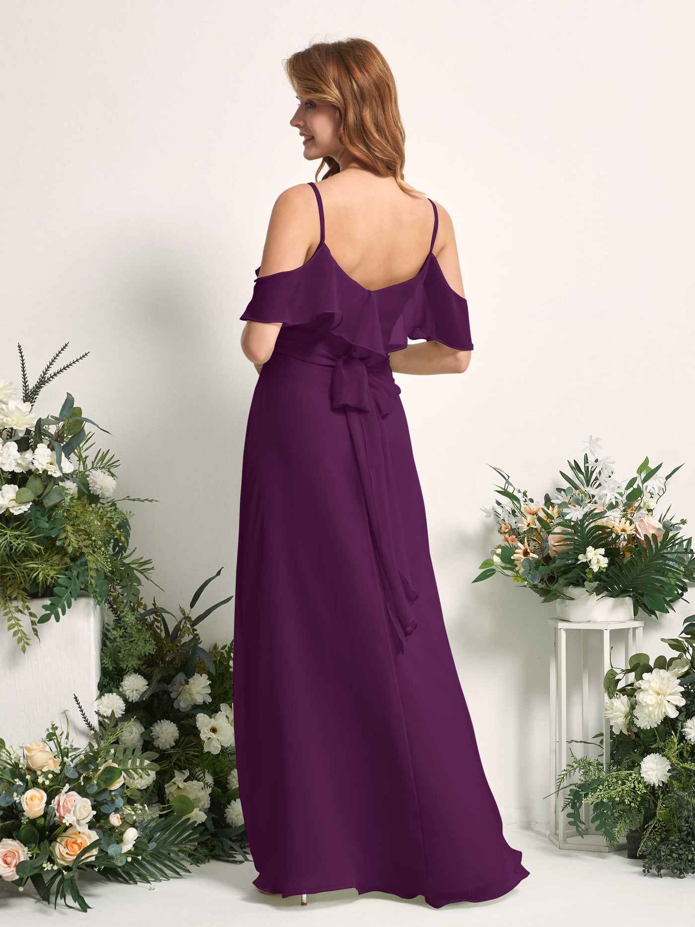Carlyna Vestido Línea A Hombros Caídos Hasta el suelo Gasa Dama de honor Uva #color_uva